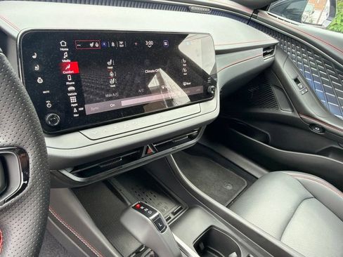 New 2026 Dodge Charger R/T AWD/4WD image 15