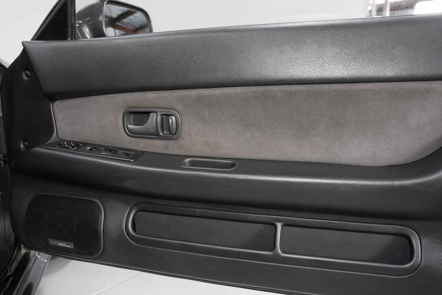 Used 1990 Nissan GT-R image 27