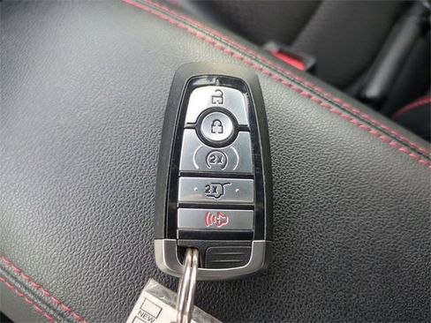 Certified 2023 Ford Escape ST-Line Elite image 29