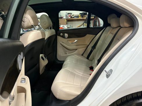 Used 2018 Mercedes-Benz C 300 4MATIC Sedan image 22