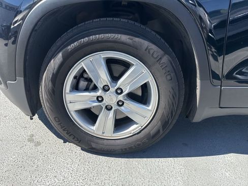 Used 2019 Chevrolet Trax LS w/ LPO, Cargo Package image 7