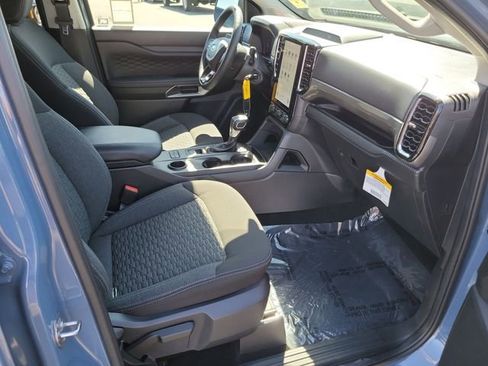 Used 2025 Ford Ranger XLT w/ Trailer Tow Package image 15