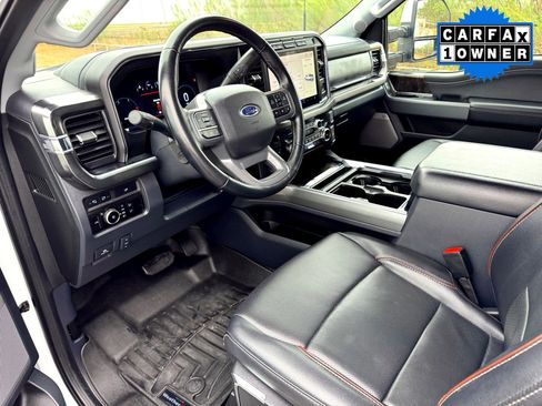 Used 2023 Ford F250 Lariat w/ FX4 Off-Road Package image 11