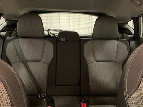 Used 2024 Subaru Crosstrek 2.0i Premium image 31