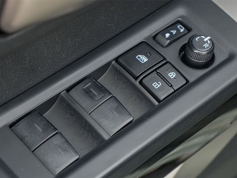 Used 2024 Toyota Tundra Limited AWD/4WD image 21