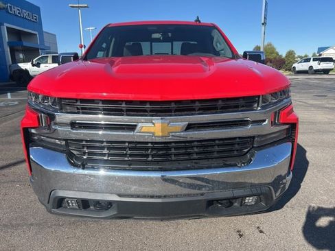 Used 2019 Chevrolet Silverado 1500 LT w/ All-Star Edition AWD/4WD image 2