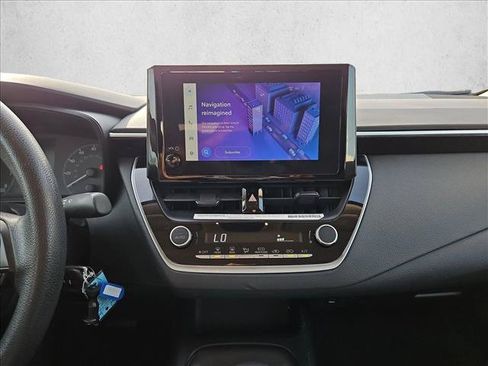 Used 2024 Toyota Corolla LE FWD image 15