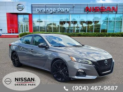 Used 2022 Nissan Altima 2.5 SR w/ Midnight Edition Package