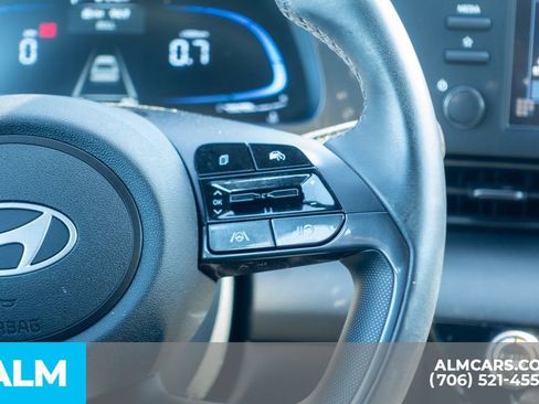 Certified 2025 Hyundai Elantra Sport image 30