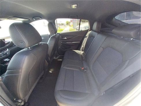 Used 2025 Buick Envista Preferred FWD image 10