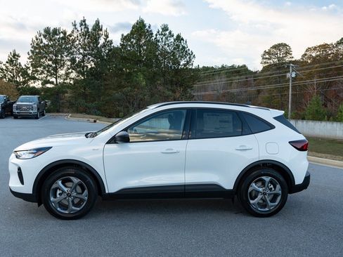 New 2026 Ford Escape ST-Line w/ Tech Pack #1 FWD image 5