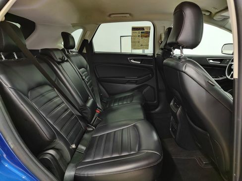 Used 2024 Ford Edge SEL image 17