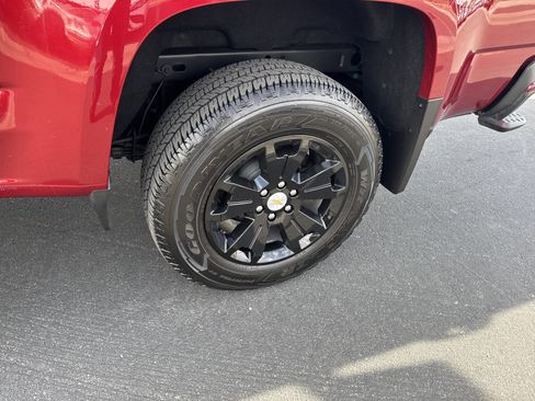 Used 2019 Chevrolet Colorado LT w/ LT Convenience Package image 12