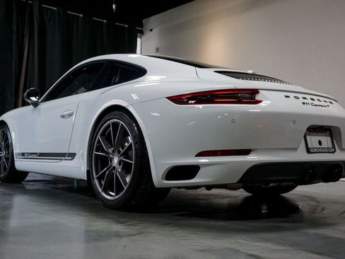 Used 2019 Porsche 911 Carrera image 35