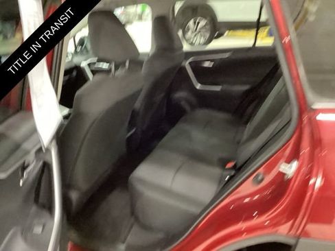 Used 2025 Toyota RAV4 XLE AWD/4WD image 12