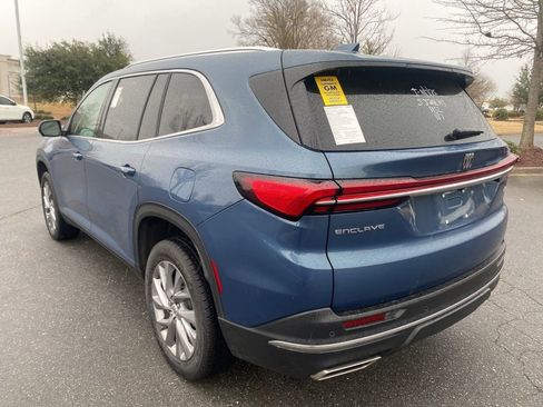 Used 2025 Buick Enclave Preferred image 5