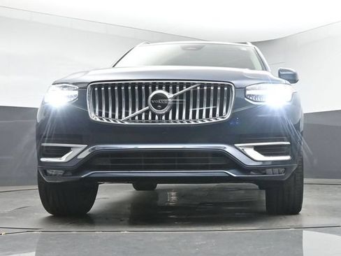 Used 2024 Volvo XC90 B5 Plus w/ Protection Package AWD/4WD image 37