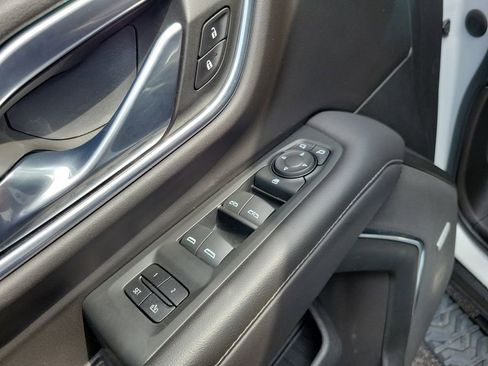 Used 2021 Chevrolet Tahoe Z71 AWD/4WD image 24