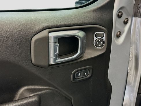 Used 2023 Jeep Wrangler Unlimited Rubicon 4xe w/ Cold Weather Group image 15