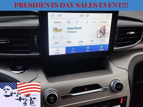 Used 2022 Ford Explorer XLT w/ Equipment Group 202A image 18