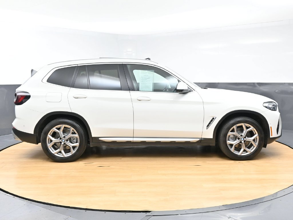 Used 2022 BMW X3 xDrive30i AWD/4WD image 7