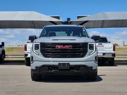 Used 2024 GMC Sierra 1500 Pro w/ Graphite Edition AWD/4WD image 2