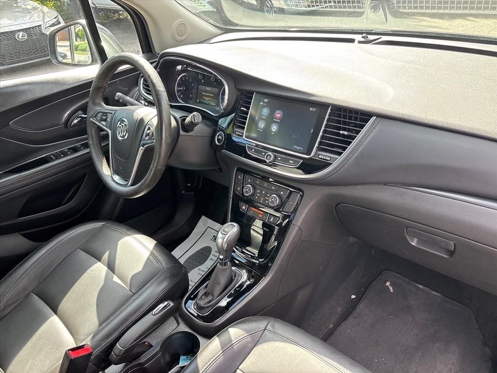 Used 2018 Buick Encore Premium AWD/4WD image 23