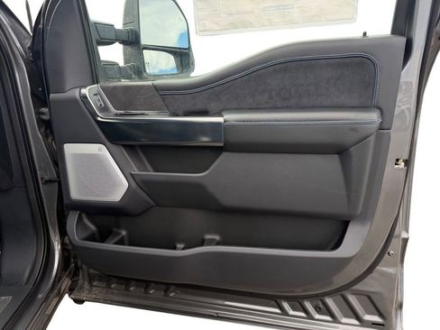 New 2025 Ford F350 Platinum w/ Tremor Off-Road Package AWD/4WD image 46