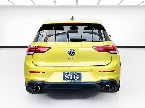 Used 2022 Volkswagen GTI Autobahn FWD image 5