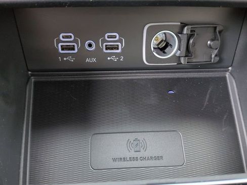 New 2025 Jeep Grand Cherokee L Limited w/ Luxury Tech Group II RWD image 23