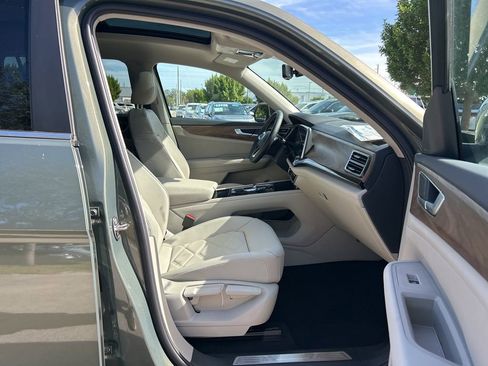 New 2026 Volkswagen Atlas SE image 42