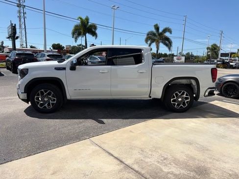 New 2026 GMC Sierra 1500 SLE RWD image 5