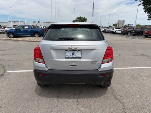 Used 2016 Chevrolet Trax LS FWD image 4