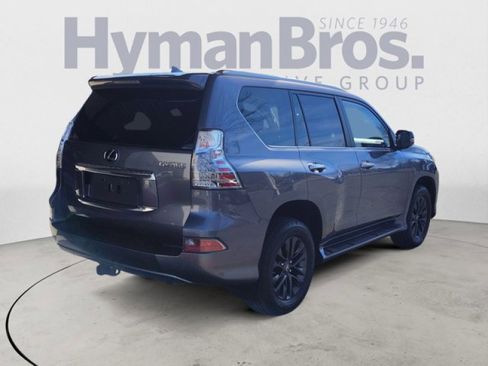 Used 2023 Lexus GX 460 Premium w/ Premium Plus Package image 3