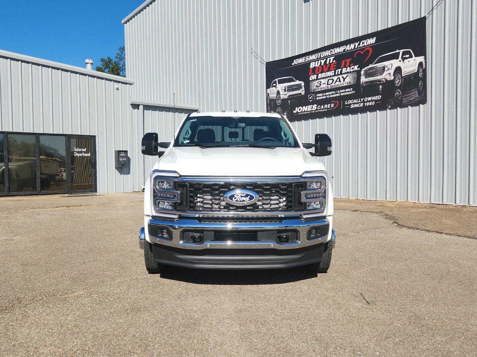New 2027 Ford F450 Lariat w/ Lariat Ultimate Package AWD/4WD image 3