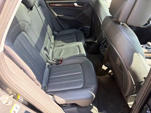 Used 2018 Audi Q5 2.0T Premium Plus AWD/4WD image 16