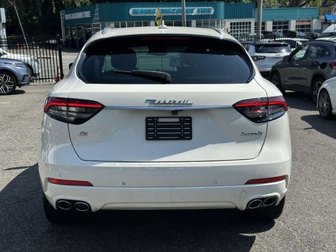 Used 2021 Maserati Levante image 4