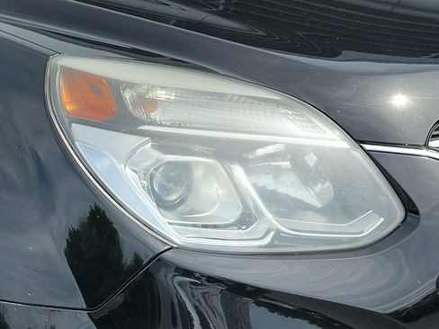 Used 2017 Chevrolet Equinox LT w/ Convenience Package AWD/4WD image 4