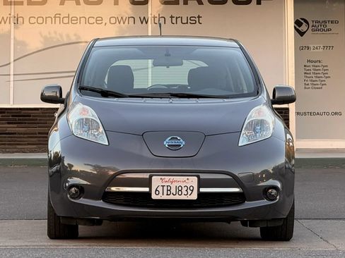 Used 2013 Nissan Leaf S FWD image 3