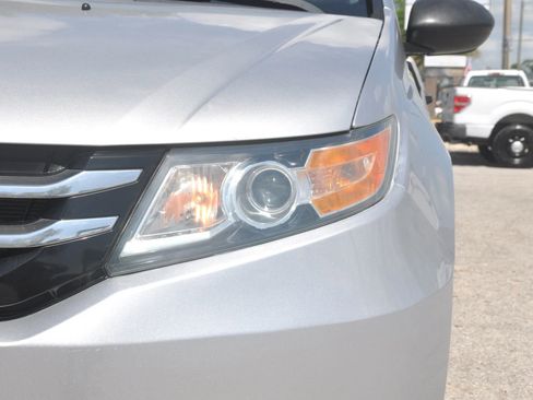 Used 2014 Honda Odyssey LX image 29