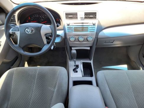 Used 2008 Toyota Camry LE FWD image 25