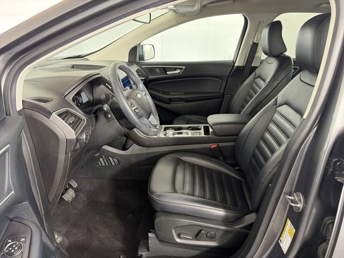 Used 2022 Ford Edge SEL w/ Convenience Package image 6