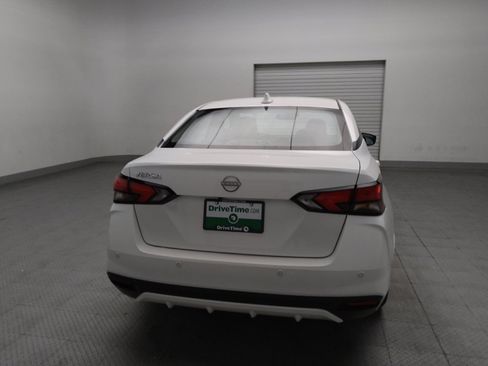 Used 2025 Nissan Versa SV FWD image 7