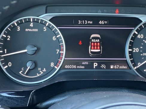 Used 2024 Nissan Pathfinder SV image 31