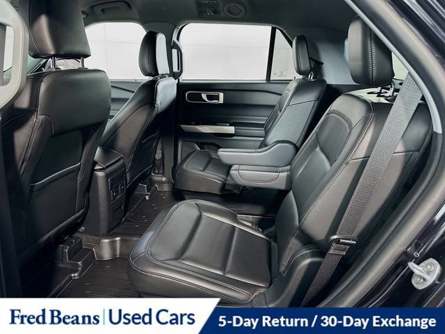 Used 2023 Ford Explorer XLT w/ Equipment Group 202A AWD/4WD image 24