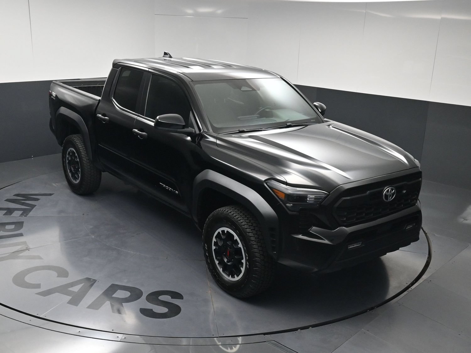 Used 2024 Toyota Tacoma TRD Off-Road AWD/4WD image 33