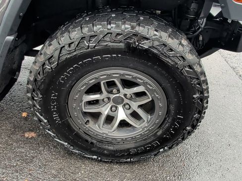 Used 2020 Jeep Gladiator Overland image 9