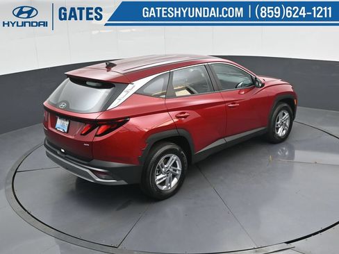 Used 2026 Hyundai Tucson SE AWD/4WD image 40