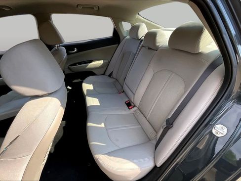Used 2016 Kia Optima LX FWD image 20