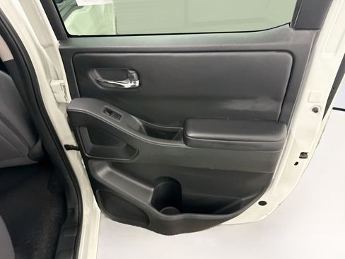 Used 2026 Nissan Frontier SV AWD/4WD image 30